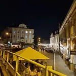 Apartment In The Heart Of Old Podgorze